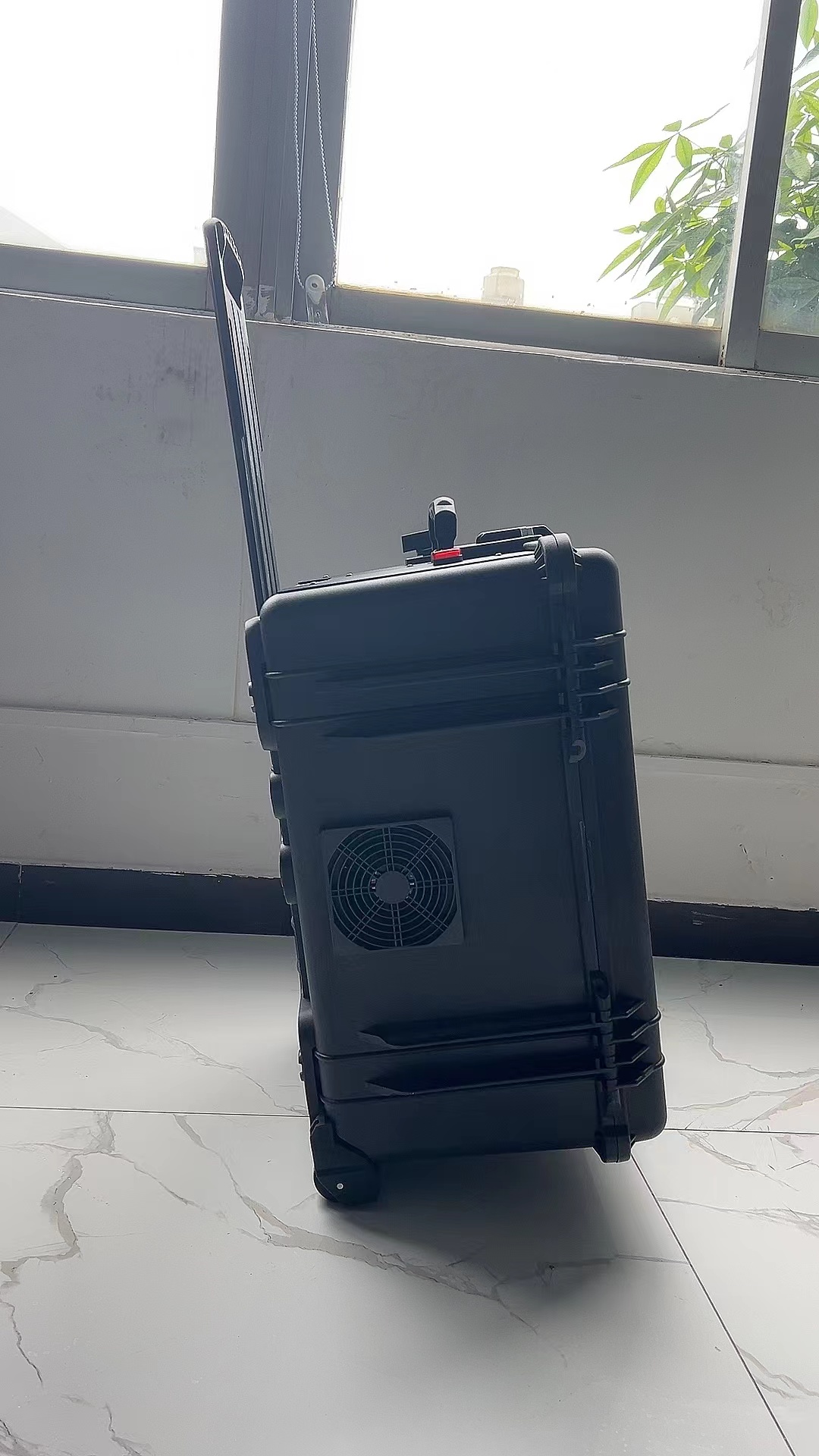 松滋手拉箱型移动通信干扰器